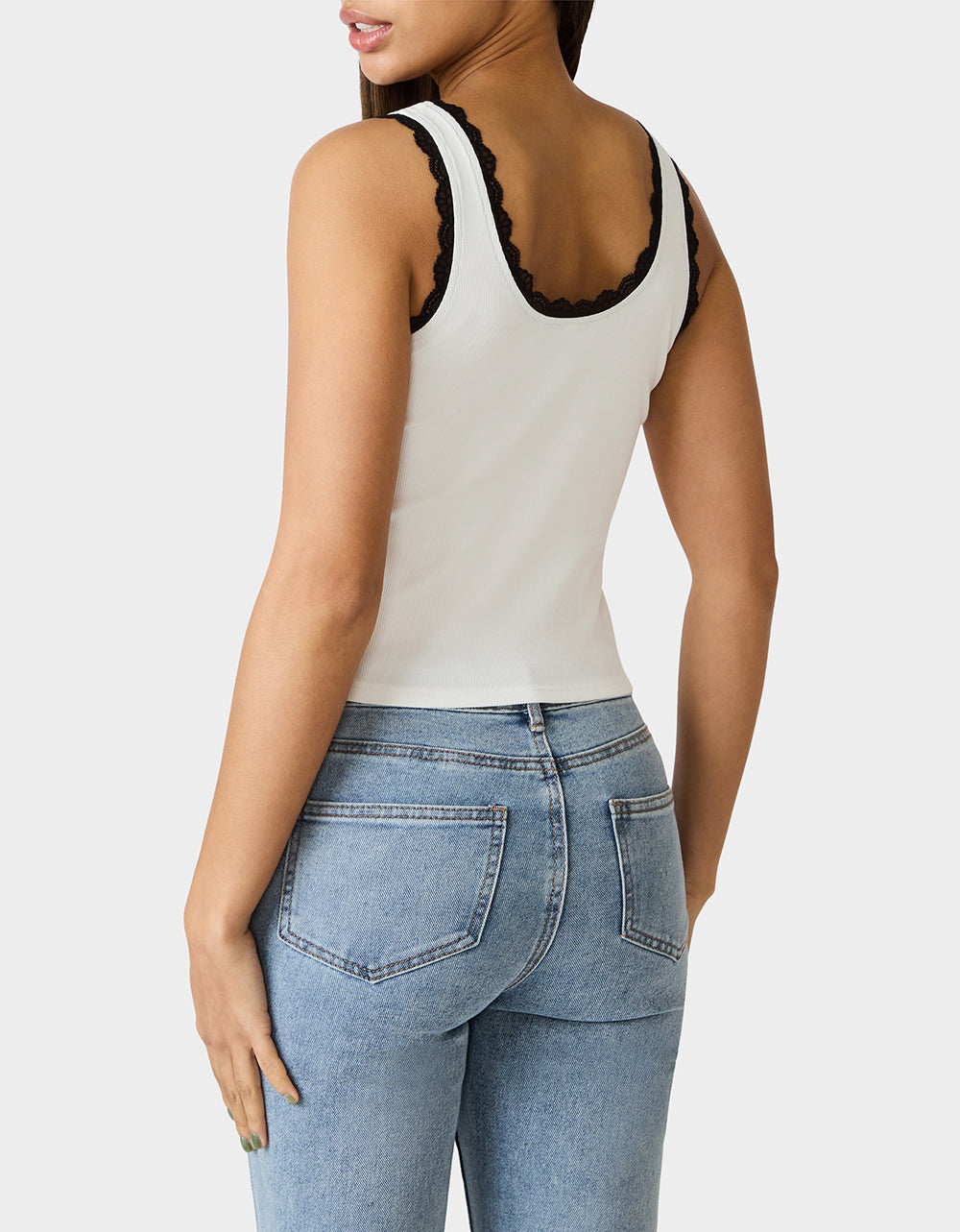 BETSEY ICON TANK TOP WHITE - Image 3