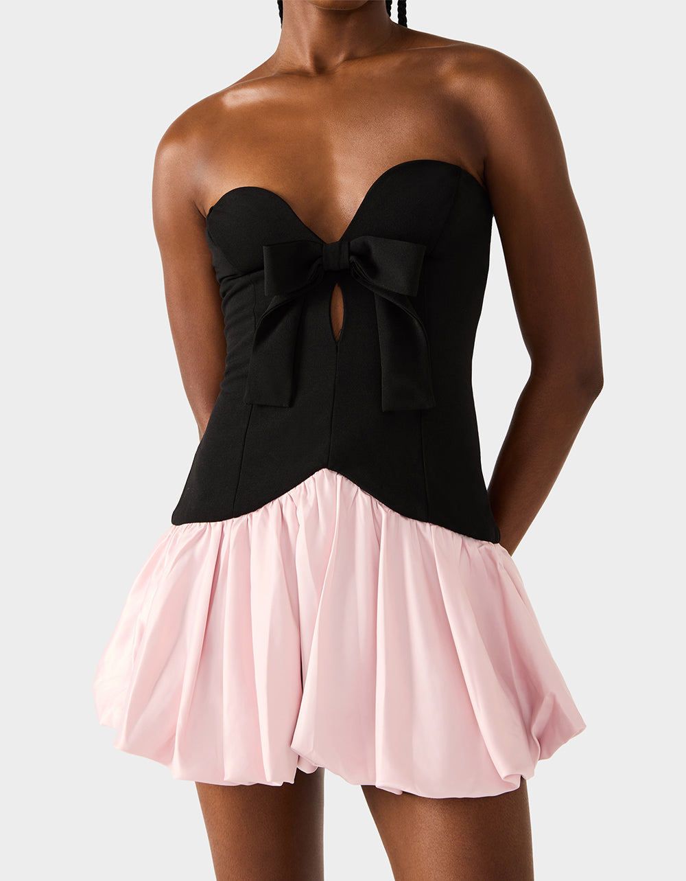 BETSEY'S BOW DRESS BLACK MULTI - Image 6