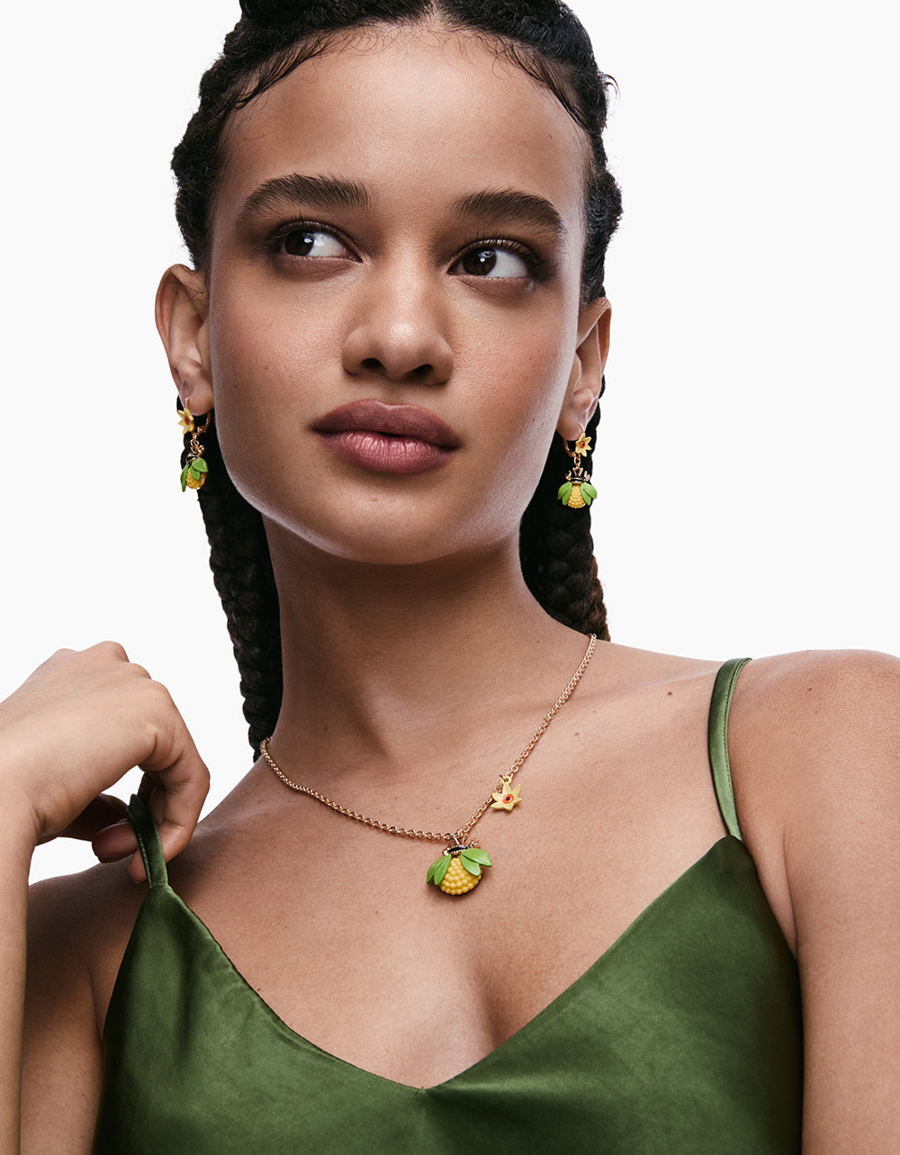BEE FLOWER LEVER BACK EARRINGS YELLOW - Image 5